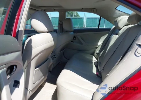 2007 Toyota Camry Hybrid z USA, uszkodzony, nr VIN JTNBB46K873036106